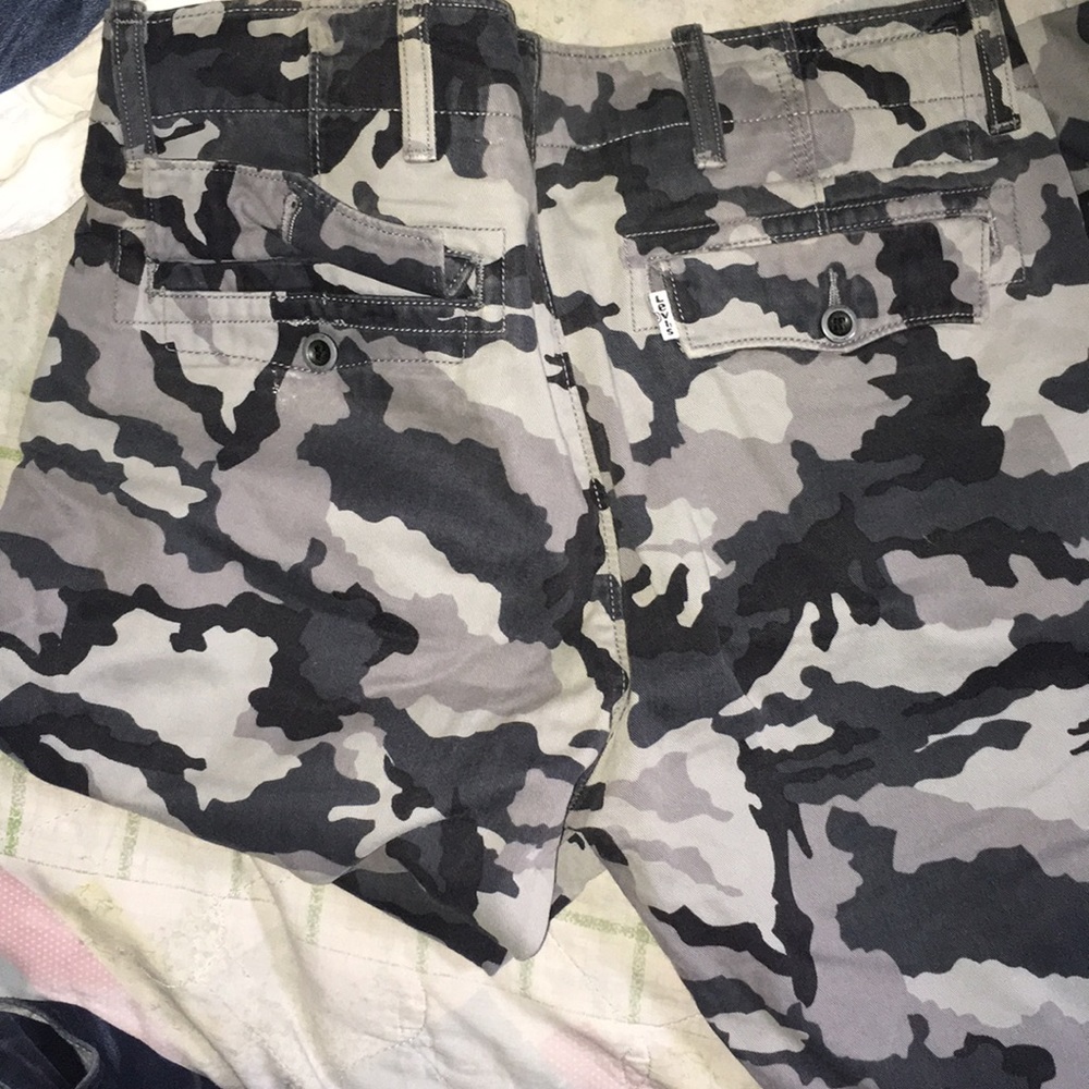 Black&grey army Levi Jeans size 28